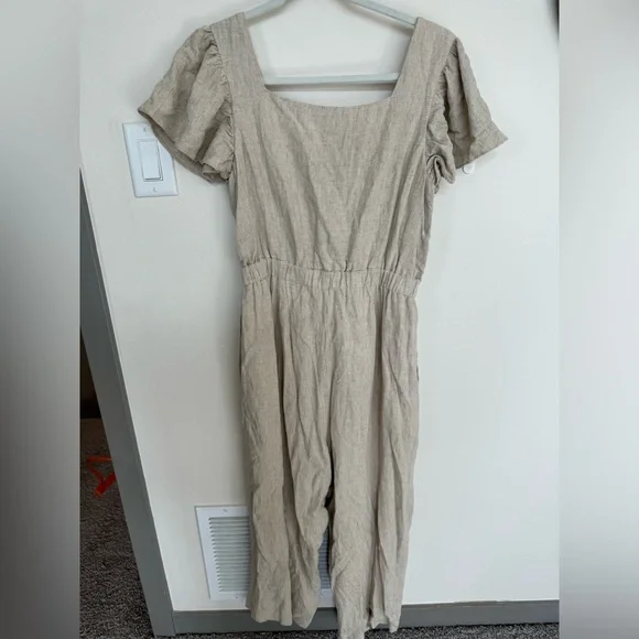 MPC Revolve Tie Front Linen Jumpsuit. Size Medium. - Picture 4 of 6